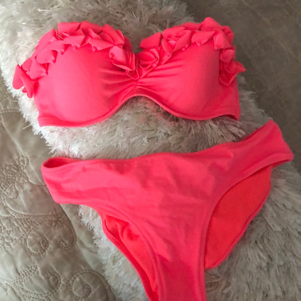 Victoria’s Secret Hot Pink Bikini 💗